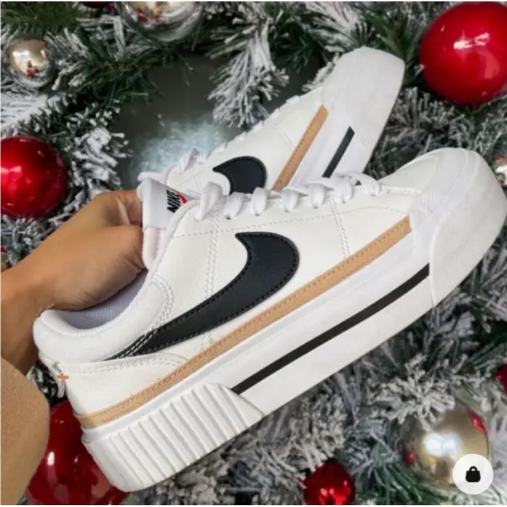 NIKE WOMENS COURT LEGACY LIFT SNEAKER - WHITE - Picture 5 of 7